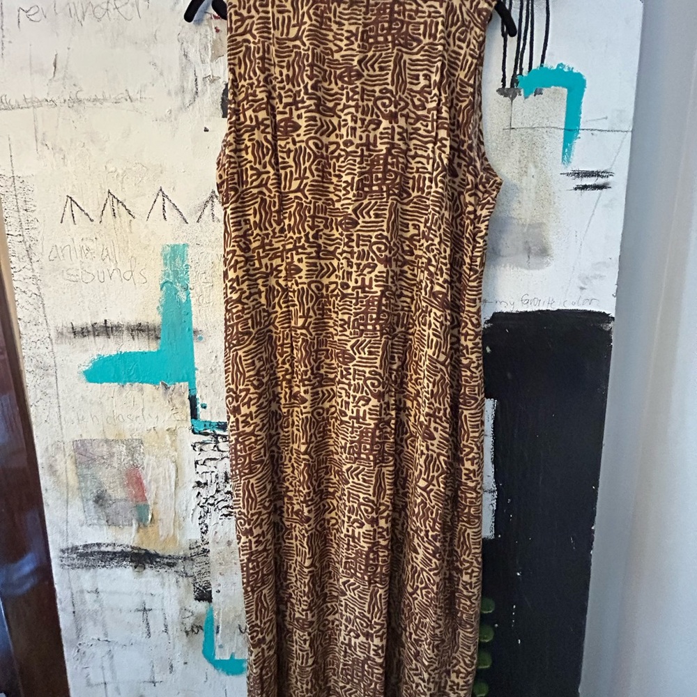 Brown Patterned Sleeveless Dress